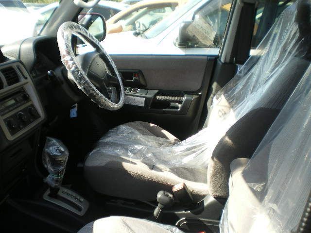 2003 Mitsubishi Pajero iO