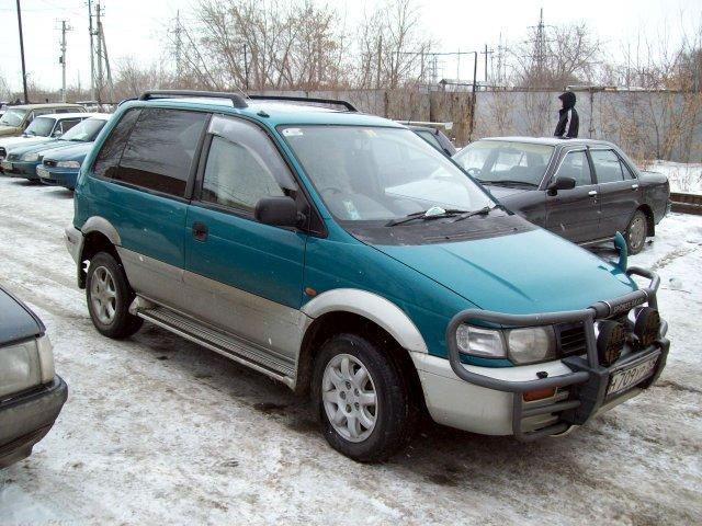  mitsubishi rvr
