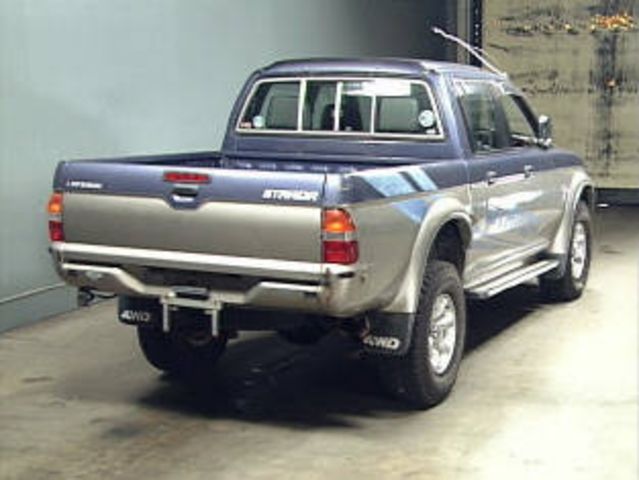 1997 Mitsubishi Strada