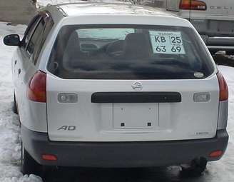 2003 Nissan AD Van Pics