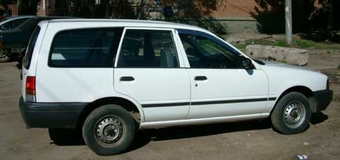 1998 Nissan AD Wagon