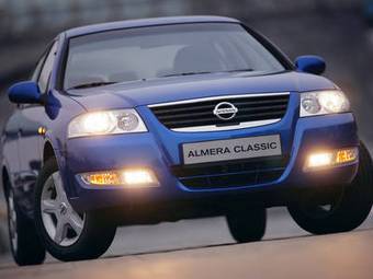2009 Nissan Almera Photos