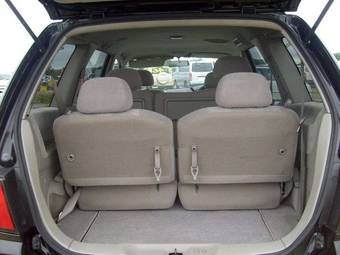 2003 Nissan Bassara Photos