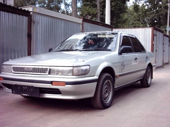 Nissan bluebird 1990 model #10