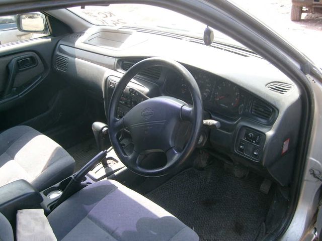 1998 Nissan Bluebird