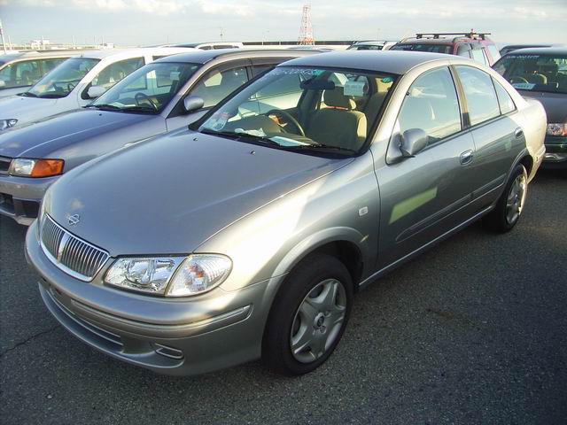 2000 Nissan Bluebird Sylphy Images