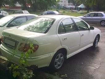 2002 Nissan Bluebird Sylphy Pictures