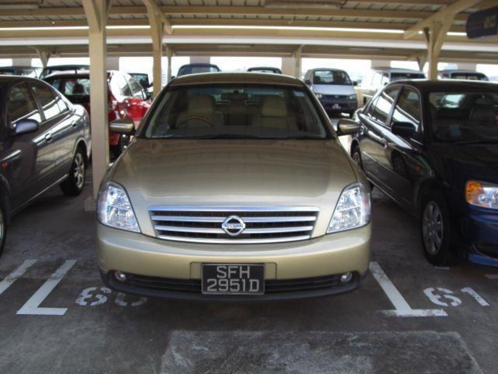 2004 Nissan cefiro specs