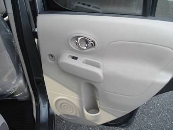 2011 Nissan Cube Pictures