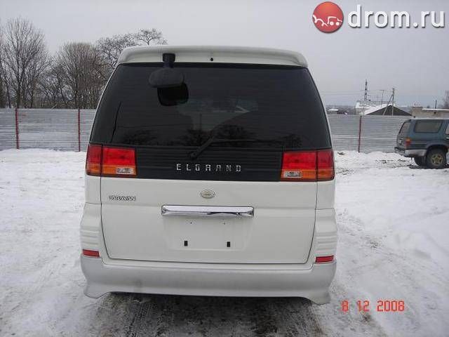 2000 Nissan Elgrand