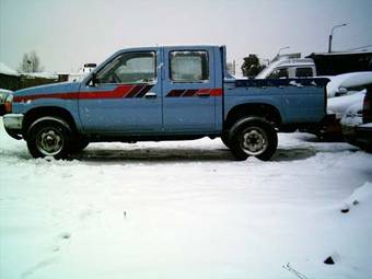 1990 Nissan King Cab