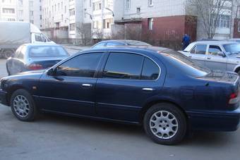 1999 Nissan Maxima Pictures