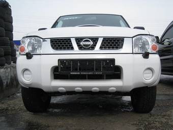 2008 Nissan NP300 Wallpapers