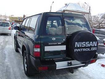 1999 Nissan Patrol Photos