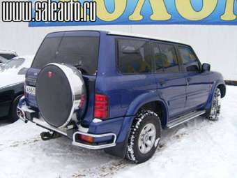 1999 Nissan Patrol Pictures