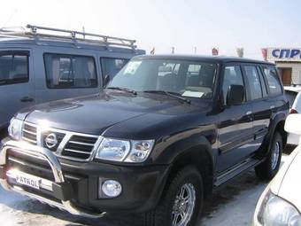 2002 Nissan Patrol Pictures