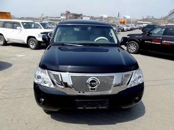 2010 Nissan Patrol Photos