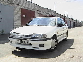 1992 Nissan Primera Photos