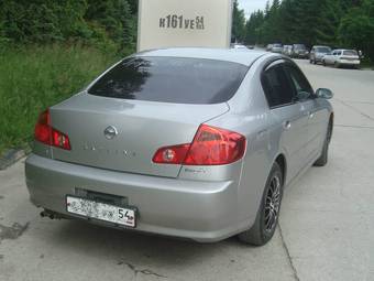 2005 Nissan Skyline Pictures