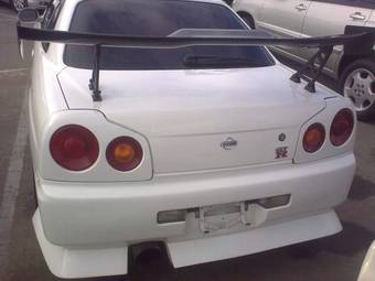 1999 Nissan Skyline GT-R Pictures