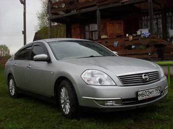 2003 Nissan Teana Pictures