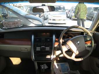 2004 Nissan Teana Pics