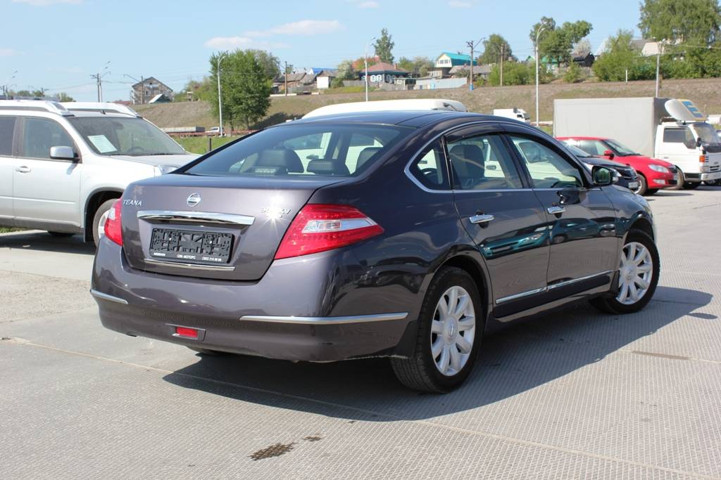 Nissan 2010 teana