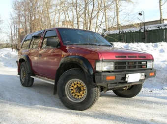 1992 Nissan pathfinder terrano #3