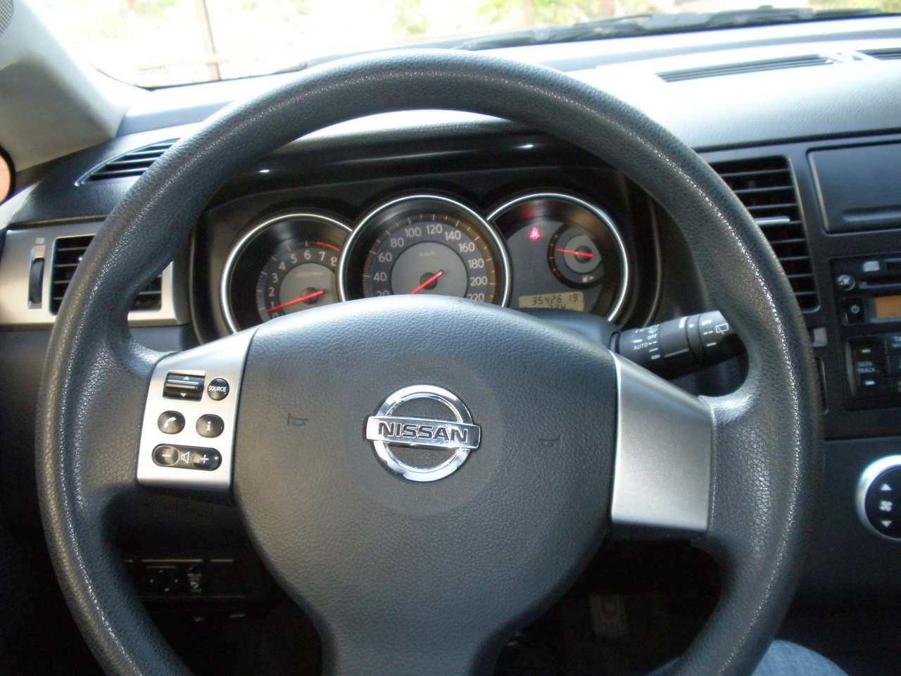 2007 Nissan tiida problems #2