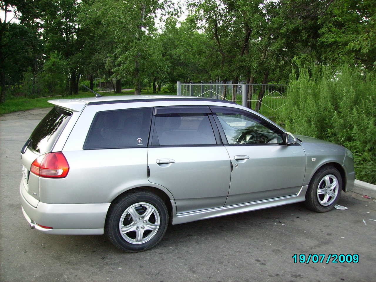 Nissan wingroad station wagon 2001 #9