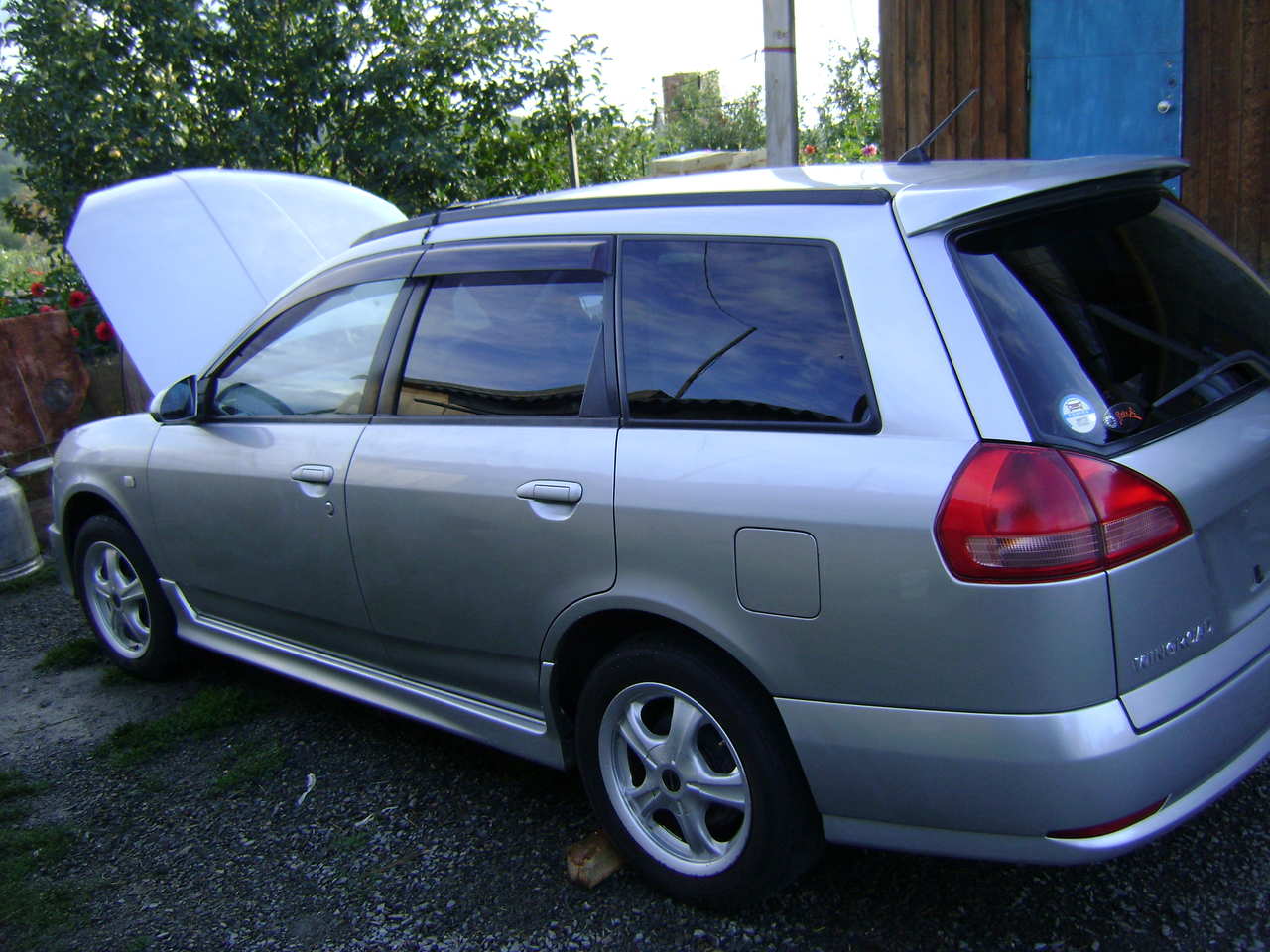2003 Nissan wingroad review #4
