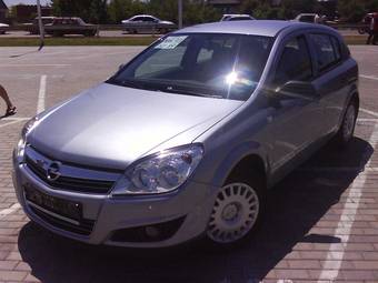 2007 OPEL Astra Photo