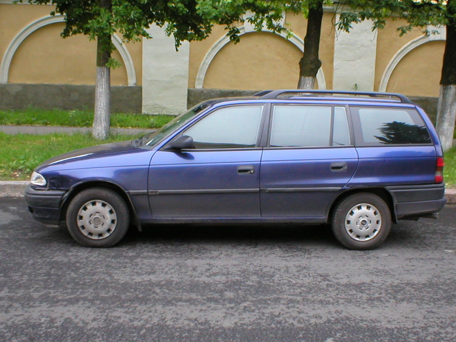 1995 Opel Astra Caravan
