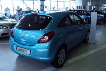 2012 Opel Corsa Pictures