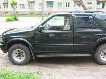 1995 Opel Frontera Pictures