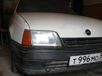 1991 Opel Kadett Pictures