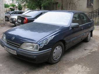 1989 Opel Omega Pictures