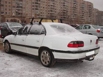 1996 Opel Omega Pictures