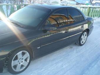 2000 Opel Omega Pictures