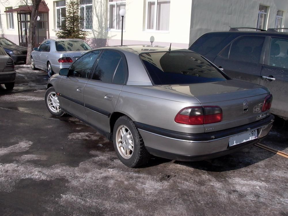 More photos of OPEL Omega B Omega B Troubleshooting