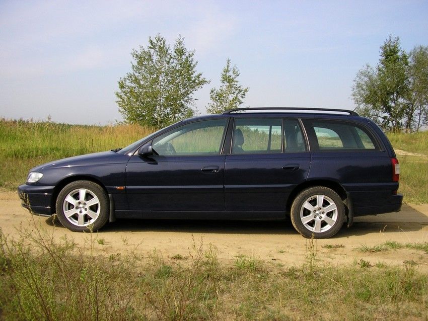 2000 Opel Omega Caravan