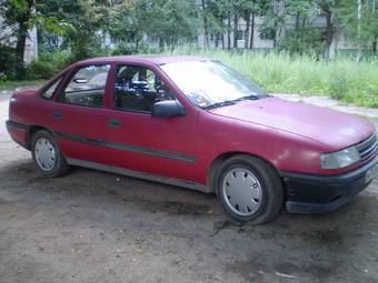 1990 Opel Opel Pictures