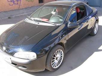 1995 Opel Tigra Photos