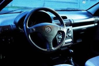 2000 Opel Tigra Pictures