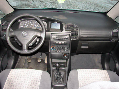 Opel Zafira 2004  -  6