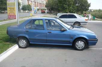 1997 Renault 19 Pictures