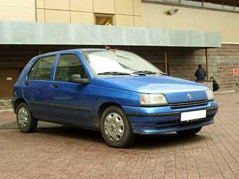 1993 Renault Clio Photos
