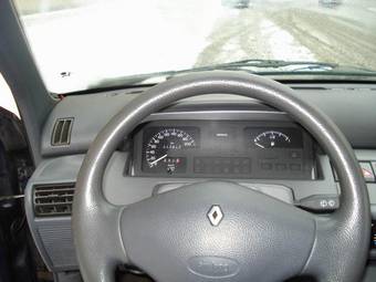 1997 Renault Clio Pics