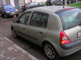 2004 Renault Clio Images