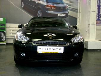 2010 Renault Fluence Photos